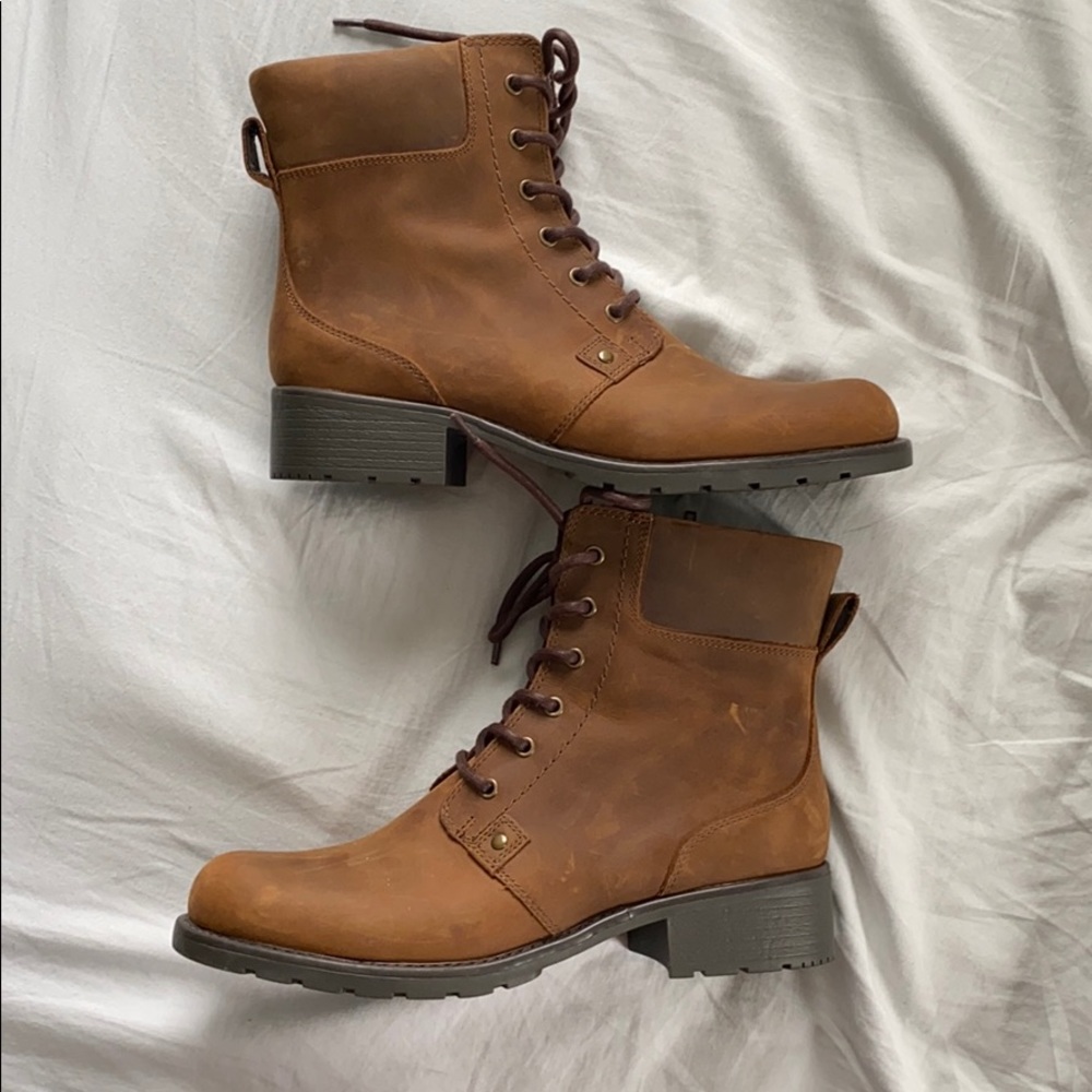 NWT Clark’s Brown Leather Boots
